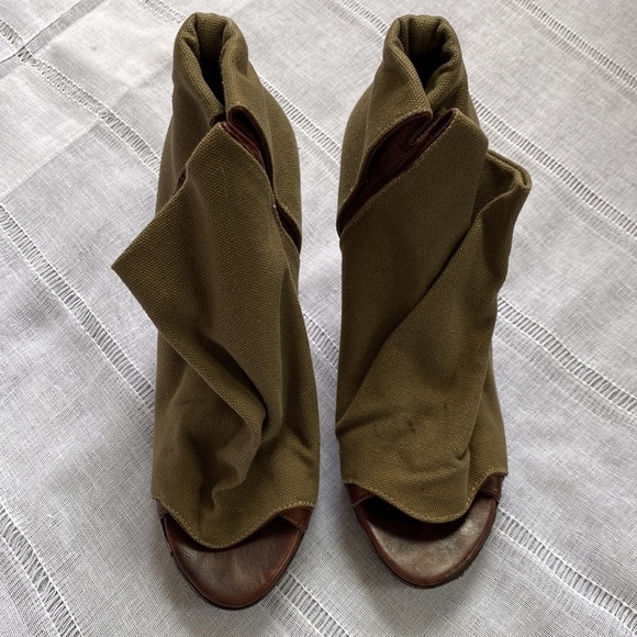 Dolce Vita canvas peep toe stilettos. * - Picture 8 of 13